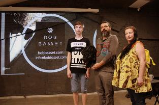 Українська студія Bob Basset зробила маски для туру гурту Ghost