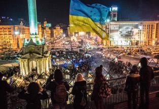 К годовщине Евромайдана Джамала, Хлывнюк и Шуров записали песню «Злива»