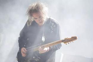 The Cure анонсували благодійний проєкт "Novembre: Live in France 2022"